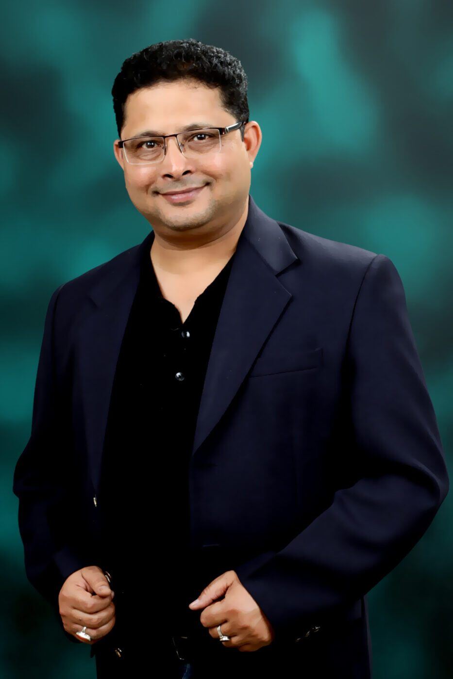 Raja Singgho at work